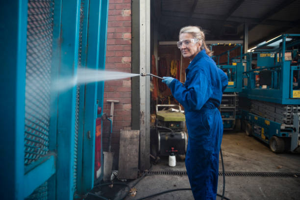 Why Choose Our Certified Pressure Washing Experts for Your Project Needs in Holstein, IA?