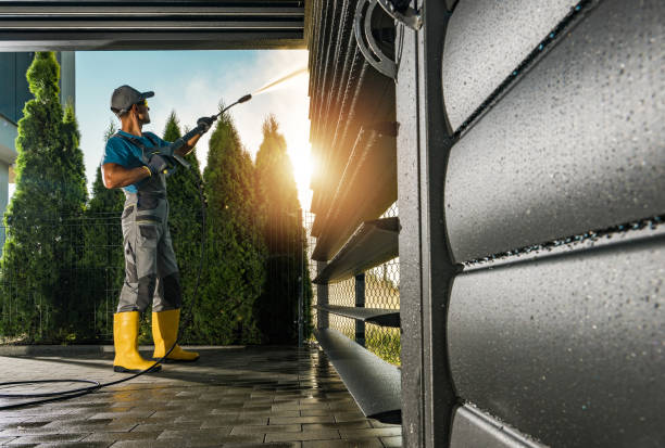 Best Deck Pressure Washing  in Holstein, IA