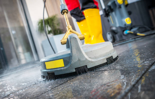 Why Choose Our Certified Pressure Washing Experts for Your Project Needs in Holstein, IA?